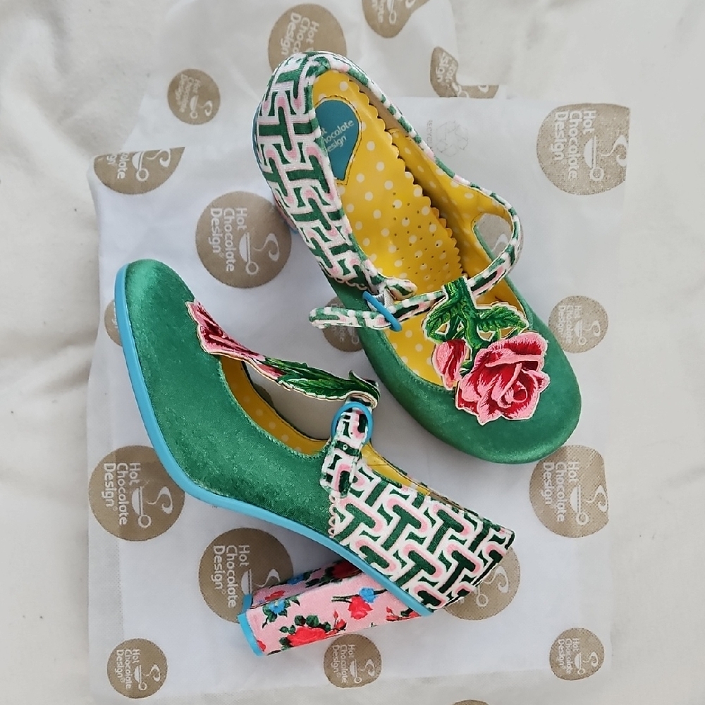 Chocolaticas Kitsch Lover Heels